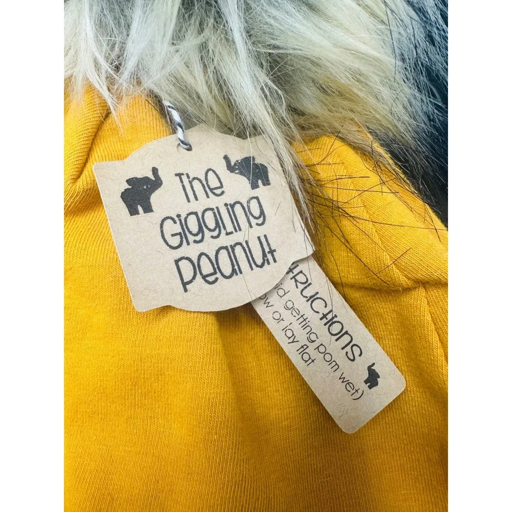 The Giggling Peanut‎ Mustard Yellow Beanie Faux Fur Pom Pom Toddler Child NWT